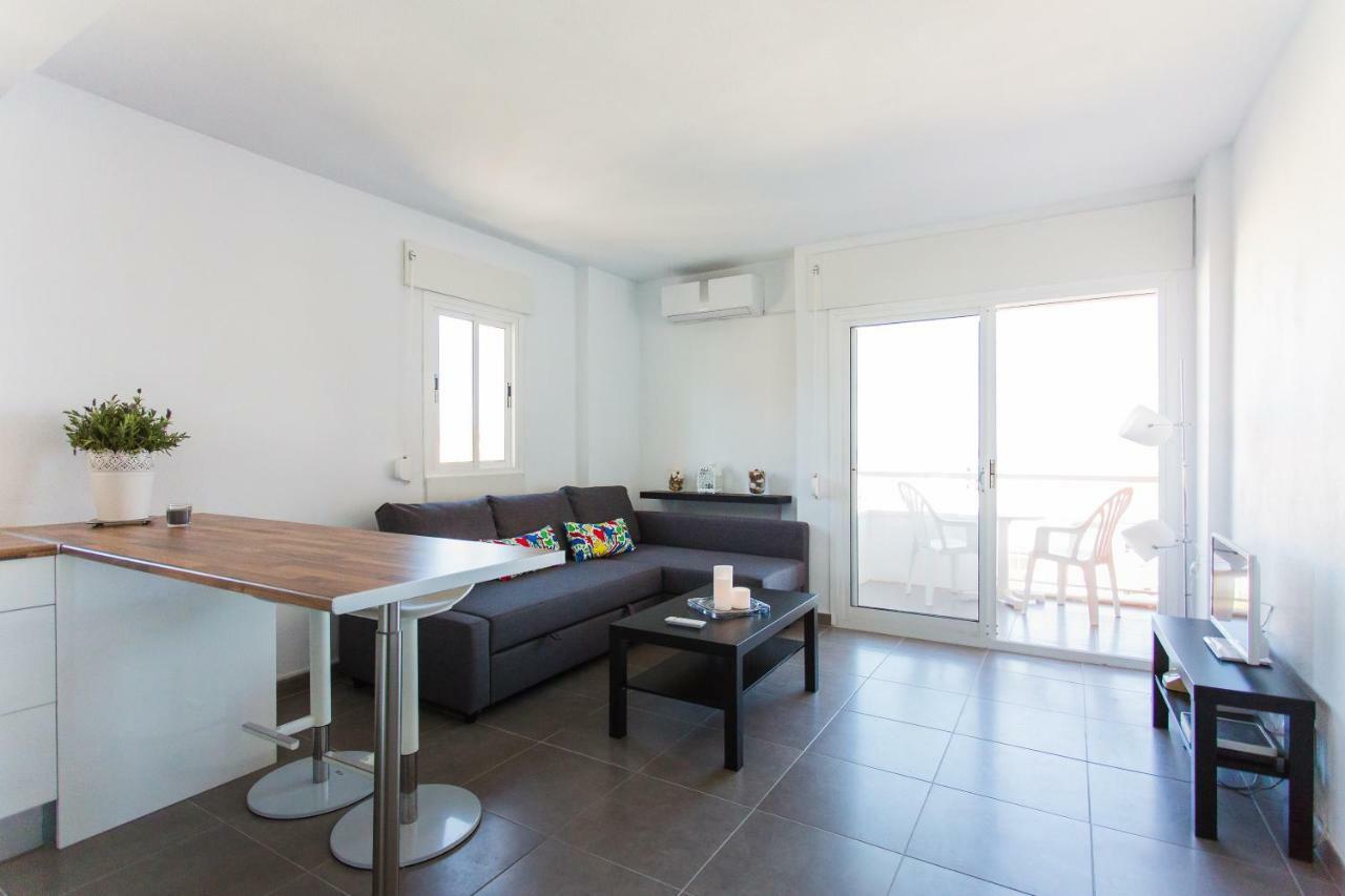 Central Apartment With Nice Views ベナルマデナ エクステリア 写真